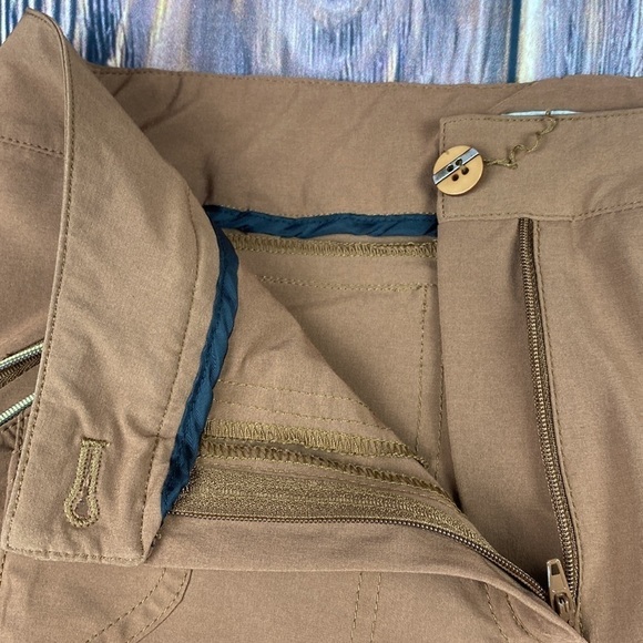 Woman’s Jamie Sadock Brown Golf Shorts- Size 4 - Picture 10 of 10